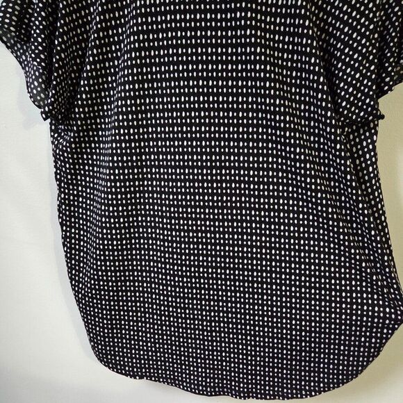 EUC LOFT LOOSE FITTING SPLIT V NECK DOTTED TOP SIZE XS / S - Picture 6 of 14